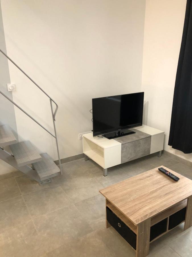 Appartement En Centre Ville Hyères Esterno foto