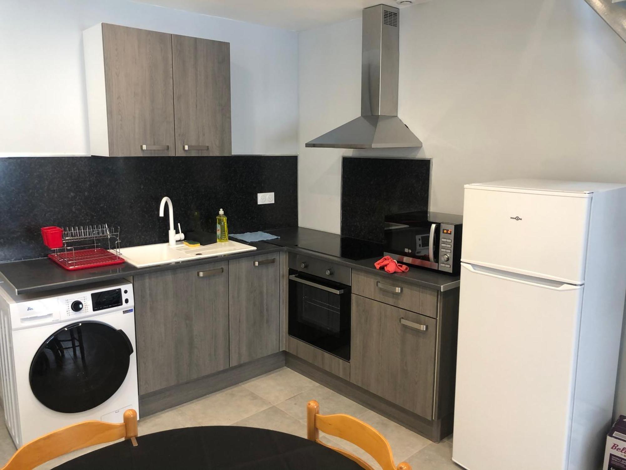 Appartement En Centre Ville Hyères Esterno foto