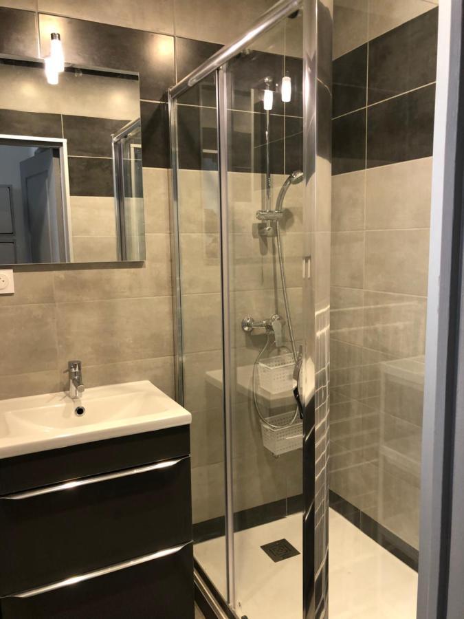 Appartement En Centre Ville Hyères Esterno foto