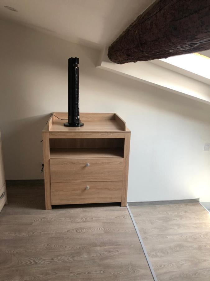 Appartement En Centre Ville Hyères Esterno foto